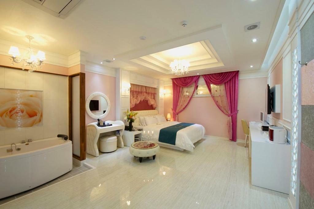 Gwangju Hanam 1St Hotel Gwangju Metropolitan City Exterior photo